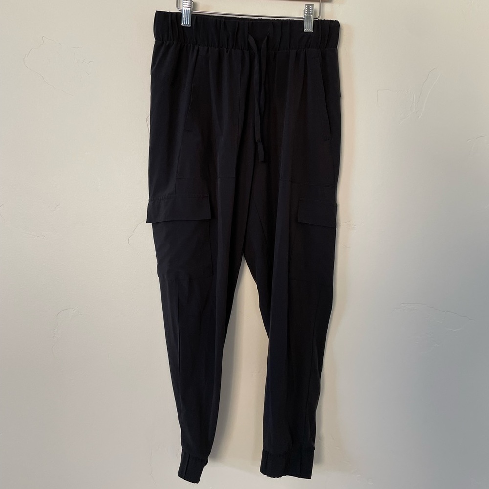 Black cargo target joggers